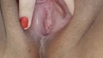 看一个惊人的巴西女孩...