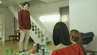 情色视频,特色是一个...