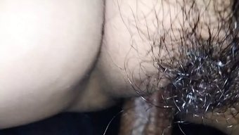 亚洲美女第一次与大鸡巴做爱