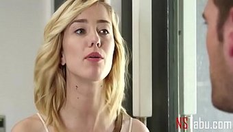 小巧的少女haley...