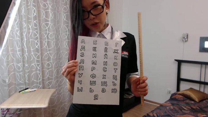 通过这个在线视频发现俄语