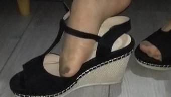 欧洲业余妻子穿着连裤...