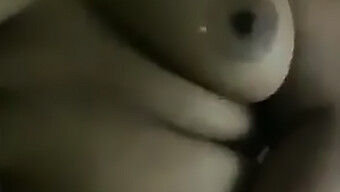 印度女孩的自制视频,...