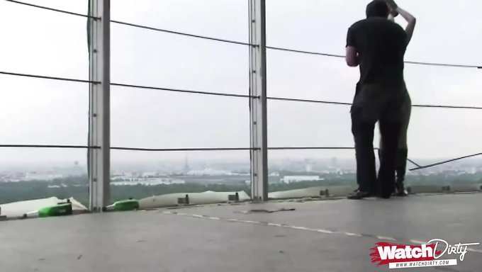 朋友的bdsm:Amy和她的代理人的探索