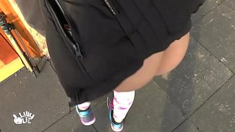 业余德国少女被精液填...