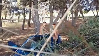在公共场合口交和性交...