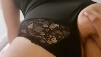 成熟的德国熟女在旅馆...