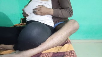 大奶宝贝享受与大鸡巴...