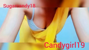 印度少女用手指和玩具自慰