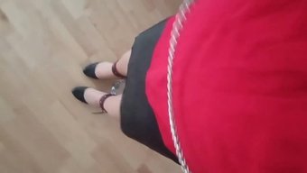 被捆绑和高跟鞋的娘娘...