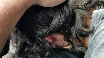 妻子的口交技巧给邻居...