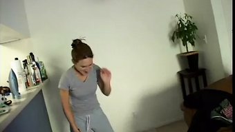 大自然的胸部和美丽的...
