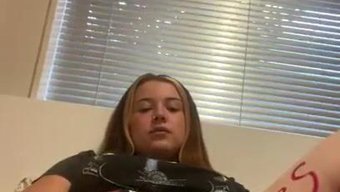 熟女妈妈在摄像机前自慰