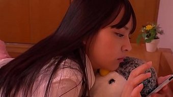 日本小胸部少女被插入