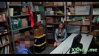可爱的少女blair...