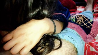 印度熟女被她的姐夫粗...