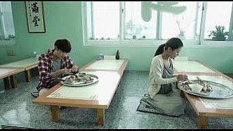 少女亚洲宝贝被狠狠地操