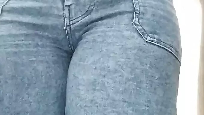 印度少女riya在淋浴间享受自我愉悦