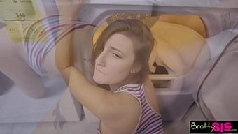少女继妹在高清视频中...