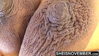 大胸部和大乳头的棕发...