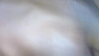 这个非洲宝贝知道如何取悦