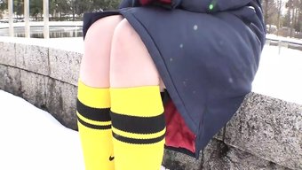 亚洲少女的口交技巧导...