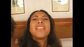哥伦比亚美女和男孩被射脸