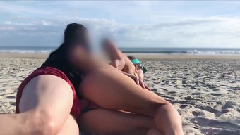 完美屁股的熟女在户外...