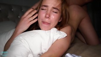 一个芭蕾舞演员,完成...