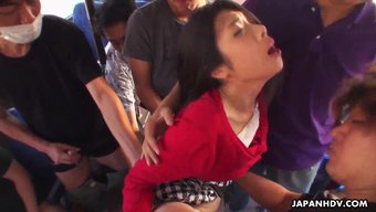 长野爱美以亚洲群交主...
