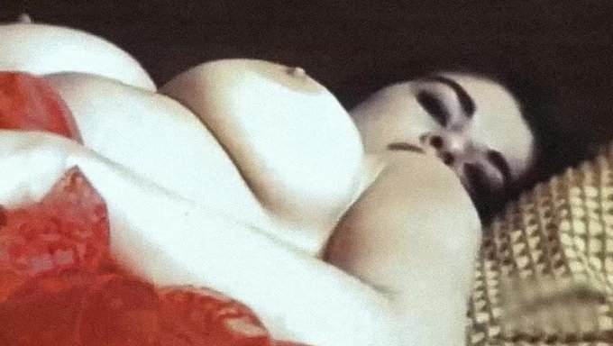 美丽女人想要做爱的终极合集