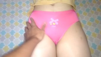 瘦弱的少女(18+)...