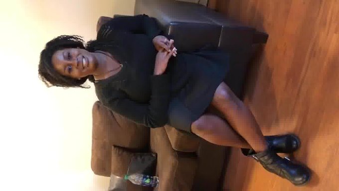 黑人美女在色情视频中