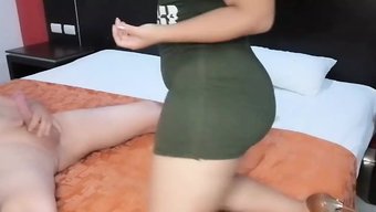 大拉丁美洲屁股和屁股...
