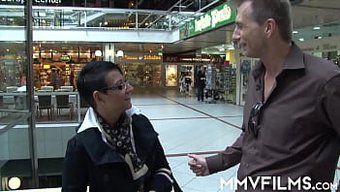 成熟的欧洲女人,棕色...