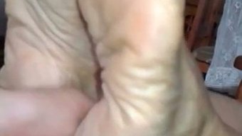 业余拉丁女佣近距离观...