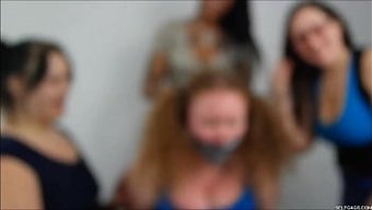 女同性恋三人组将淫乱...