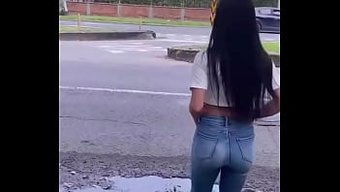 诱人的拉丁裔骑乘者在...