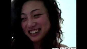 亚洲女友分享自制色情收藏