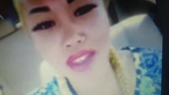 Bdsm女主人用黑色...