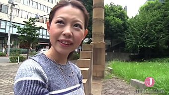 已婚女人强烈的性欲:...