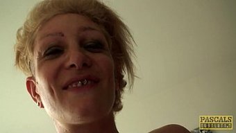 纹身英国顺从者被硬核肛交