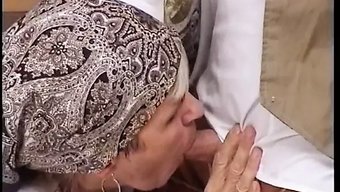 湿滑而自然:一个成熟...