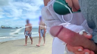 骚气十足的极品熟妇j...