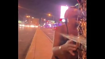 维加斯脱衣舞遭遇导致...