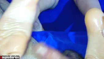 已婚的阿拉伯女人给丈...