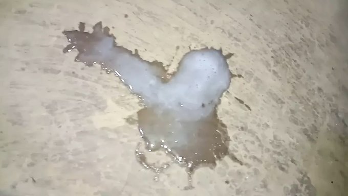 少女女友的毛茸茸的阴户太紧了,我的鸡巴太紧了