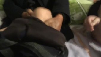成熟的亚洲男人在露骨...