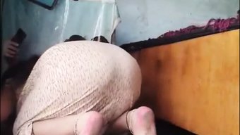 成熟继母的大屁股洗地...