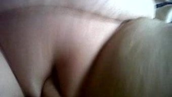 感性的手指插入和大奶子自慰